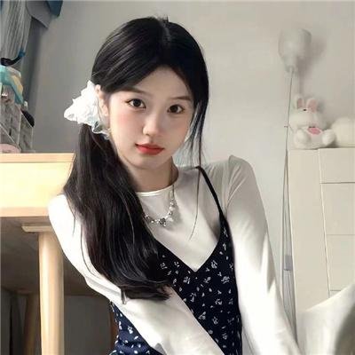 千钧。一发